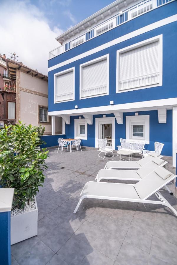 Villa Marta - Apartamentos Centricos Junto Al Mar Кастро-Урдиалес Экстерьер фото